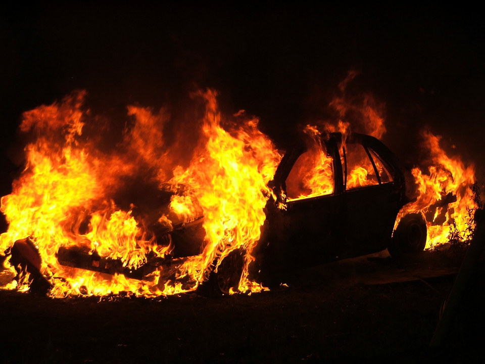 Car fire in Lancaster 2005