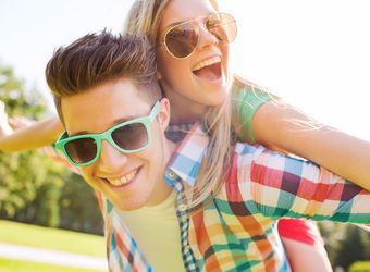 two-people-in-sunglasses